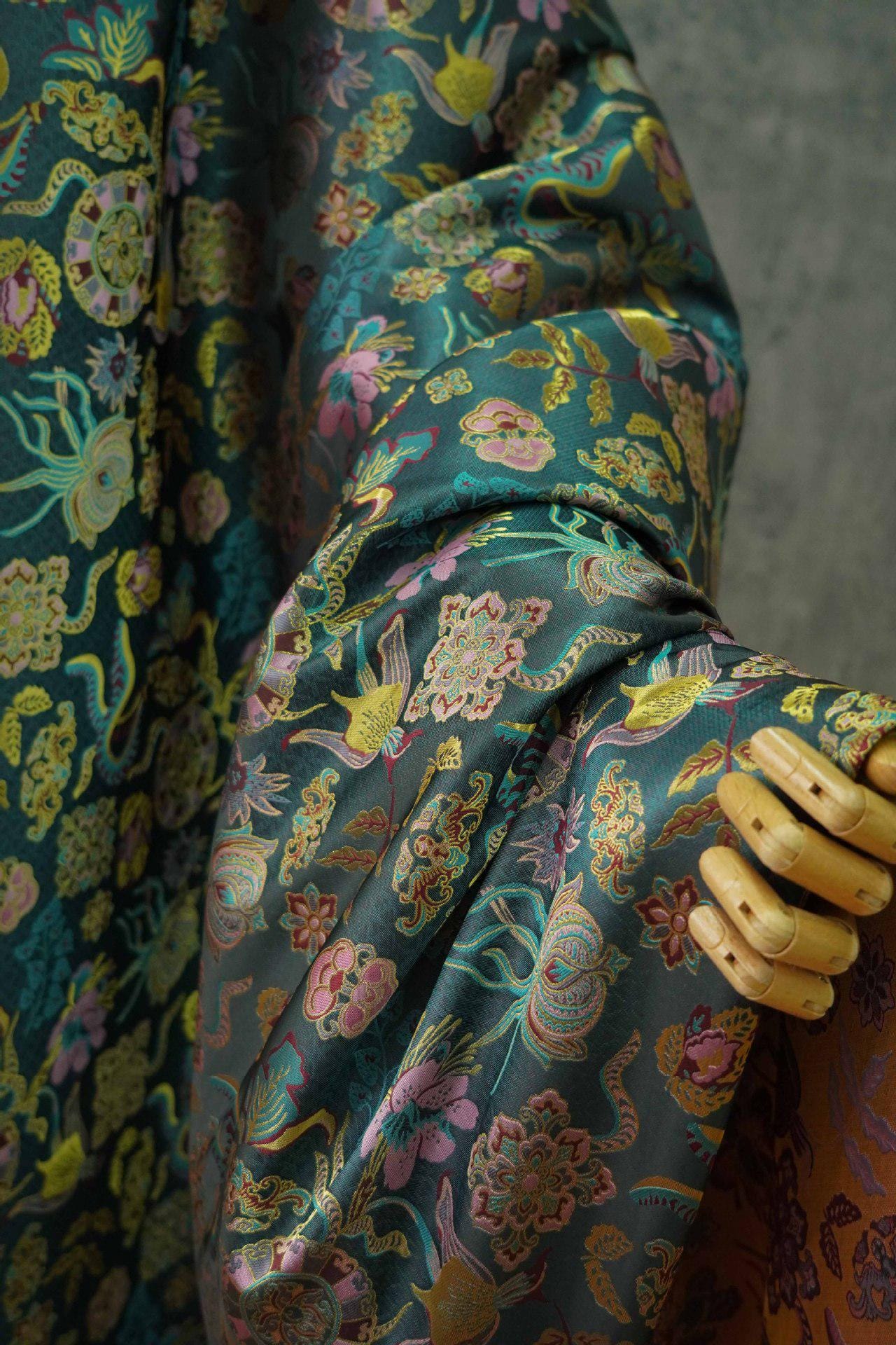 Jacquard Brocade Fabric: Chinese Ancient Pattern Polyester Blend (62")