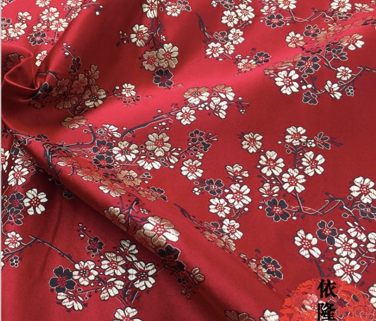 Tissu brocart de soie à fleurs de prunier : tissu pour cheongsam qipao, largeur 75 cm