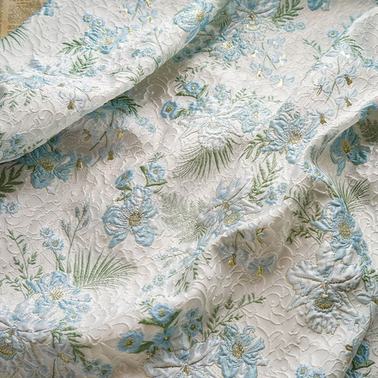Tissu jacquard à motifs floraux : fil doré, texture papillon 3D, largeur 140 cm