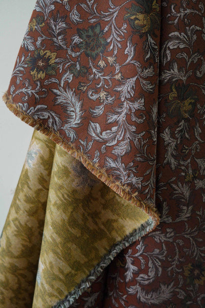 Tissu d'ameublement jacquard victorien : motif floral style édouardien, 147 cm de large