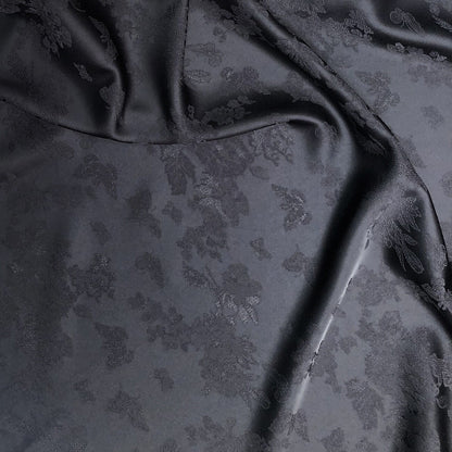 Tissu damassé jacquard à motif floral et papillons : 59 po, revêtement double face