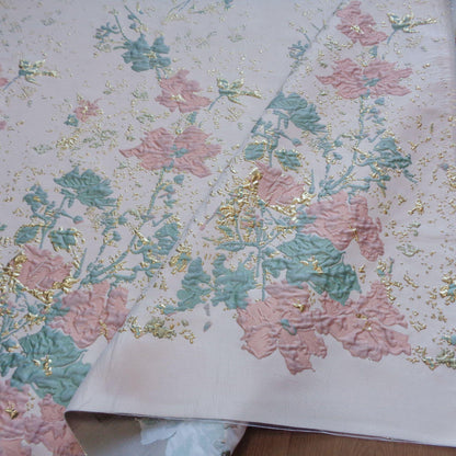 Gold Thread Jacquard Fabric: Palace Style 3D Texture, 56" Wide
