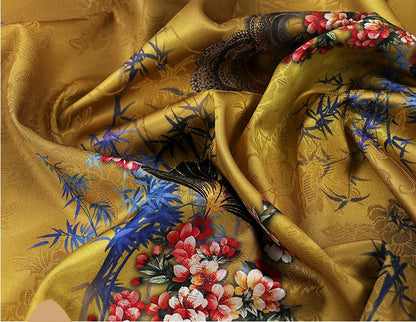 Tissu satin de soie Ginkgo Tea : imprimé floral, 150 cm de large