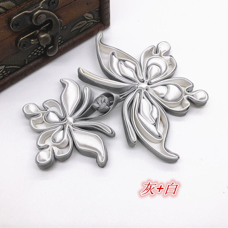 Boutons en satin à nœud papillon : attaches décoratives pour cheongsam