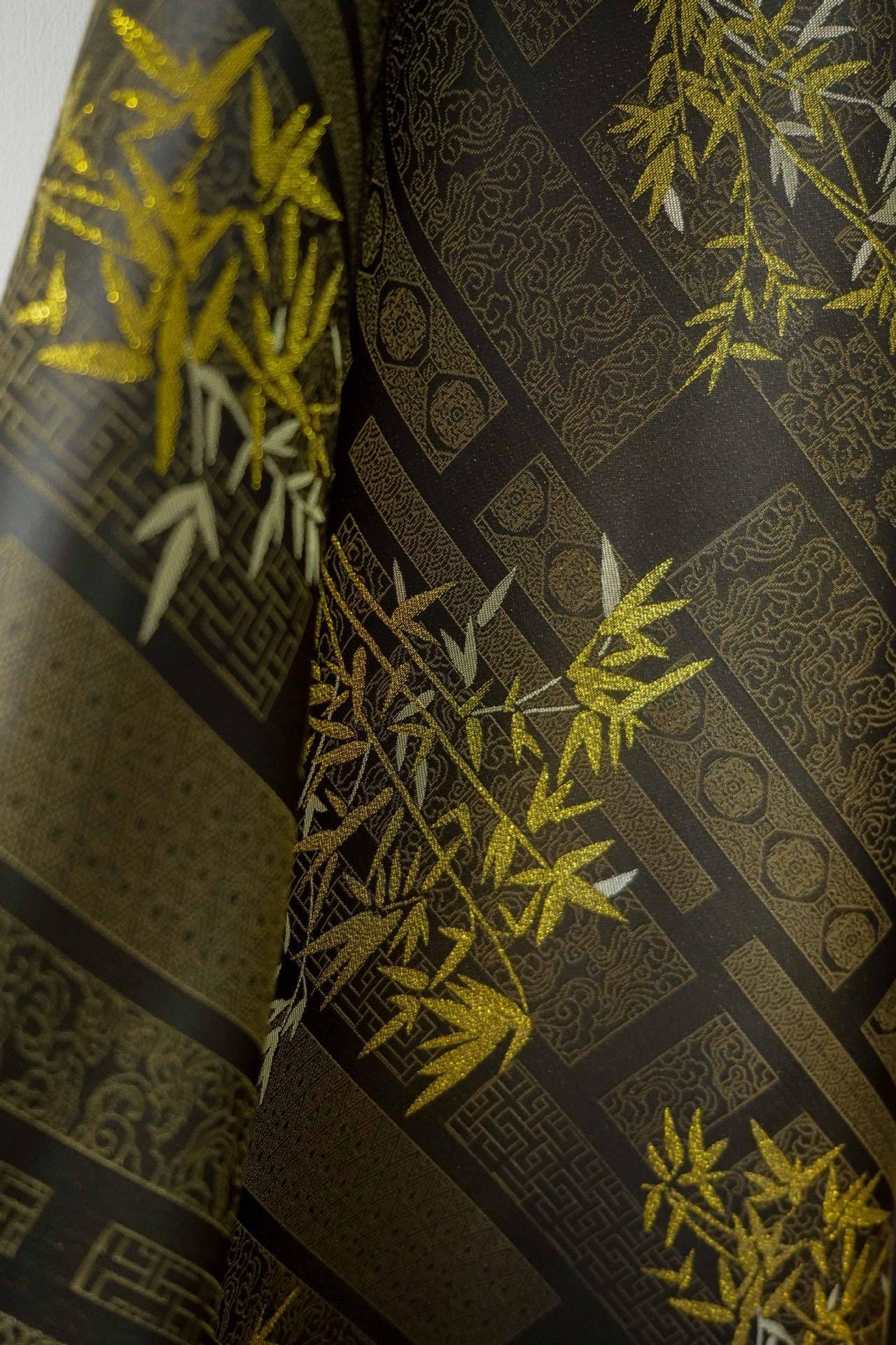 Tissu brocart jacquard en bambou métallisé : damas japonais de 150 cm de large, vendu au mètre
