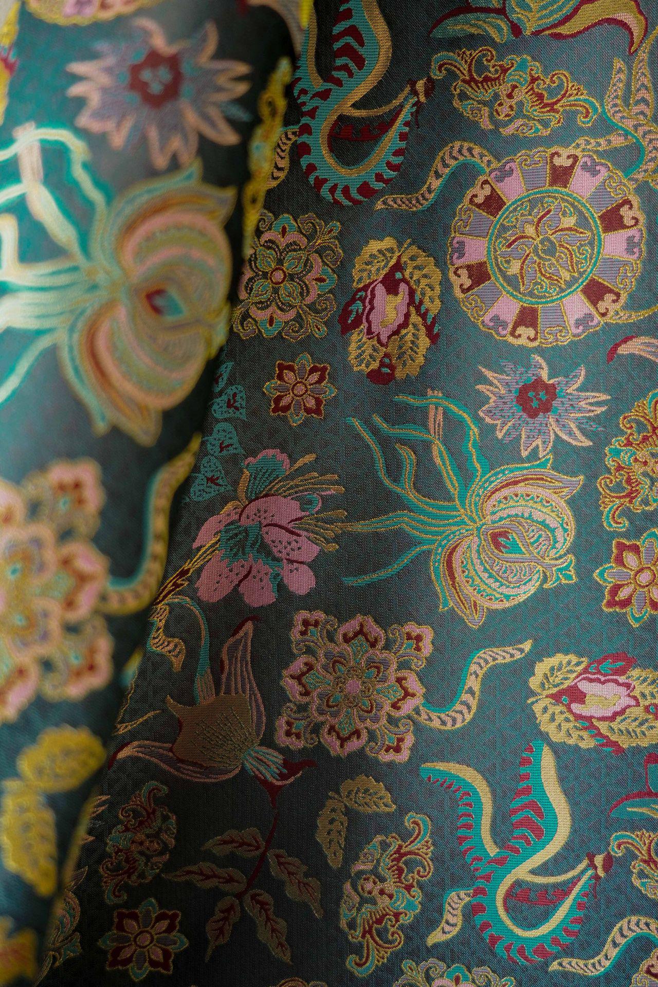 Jacquard Brocade Fabric: Chinese Ancient Pattern Polyester Blend (62")