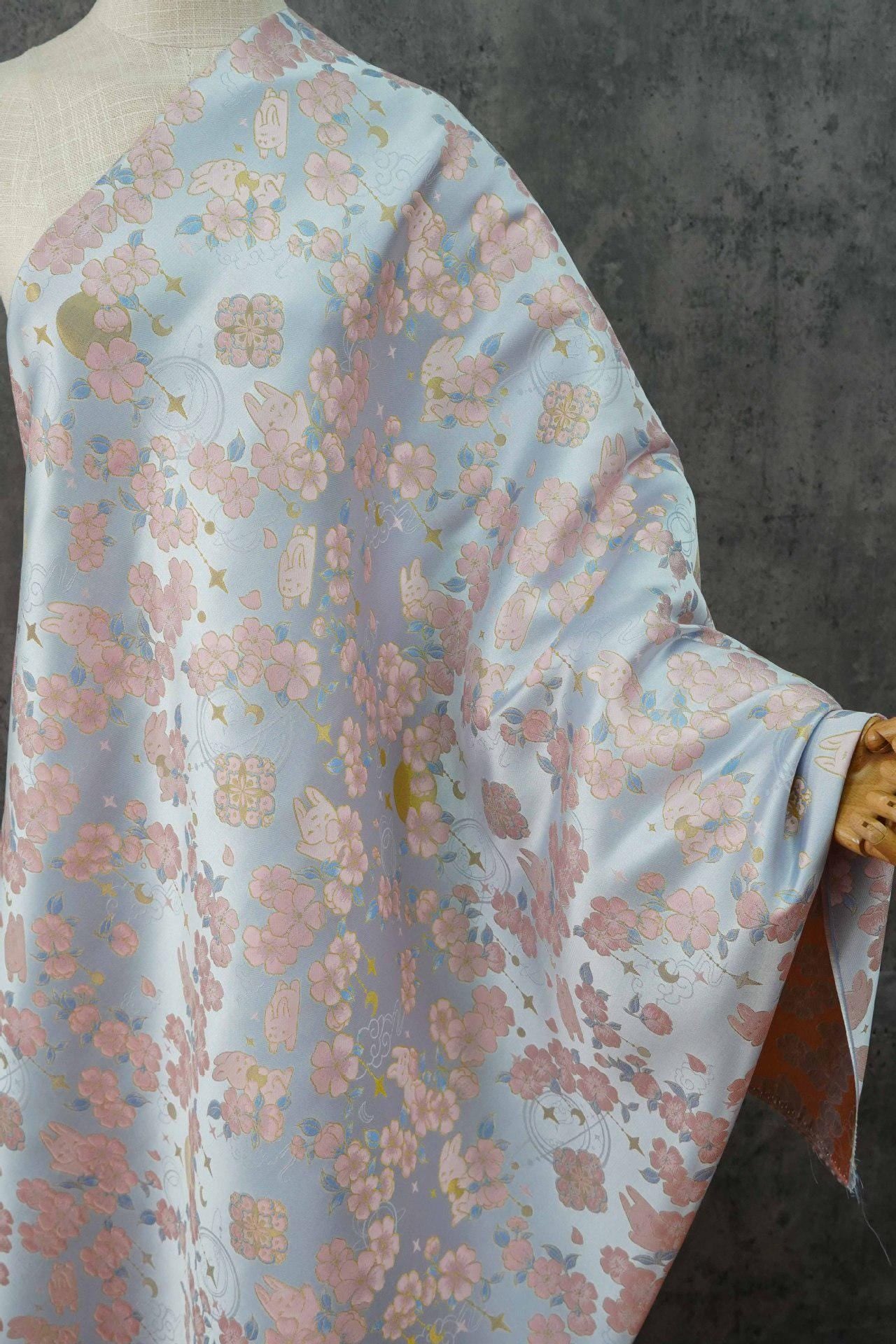 Golden Song Brocade Jacquard ��� Jade Rabbit and Begonia Blossom Desi"Wide