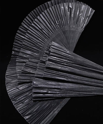 Dentelle organza à lustre métallique : tissu de créateur à volants 3D