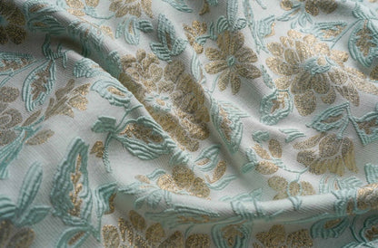 Tissu jacquard floral doré en relief : tissu 3D vert menthe, 140 cm de large