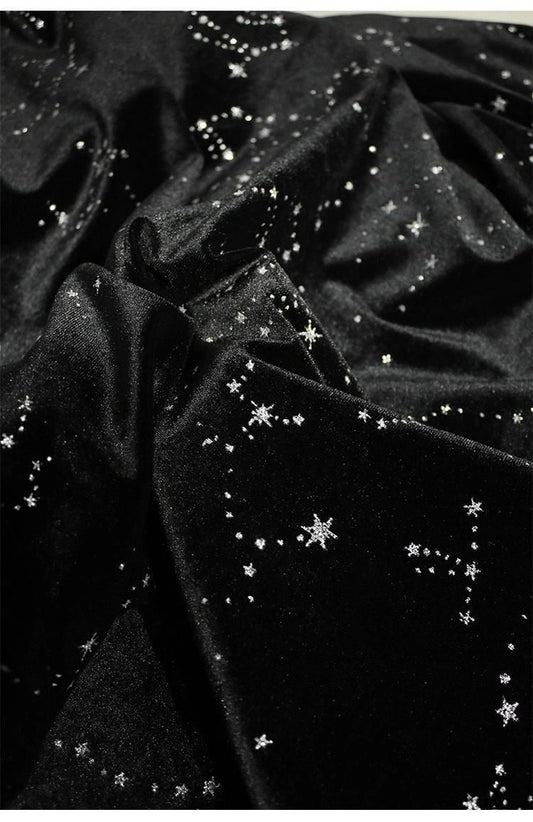 Tissu velours jacquard métallisé : accents d’étoiles argentées, 170 cm de large