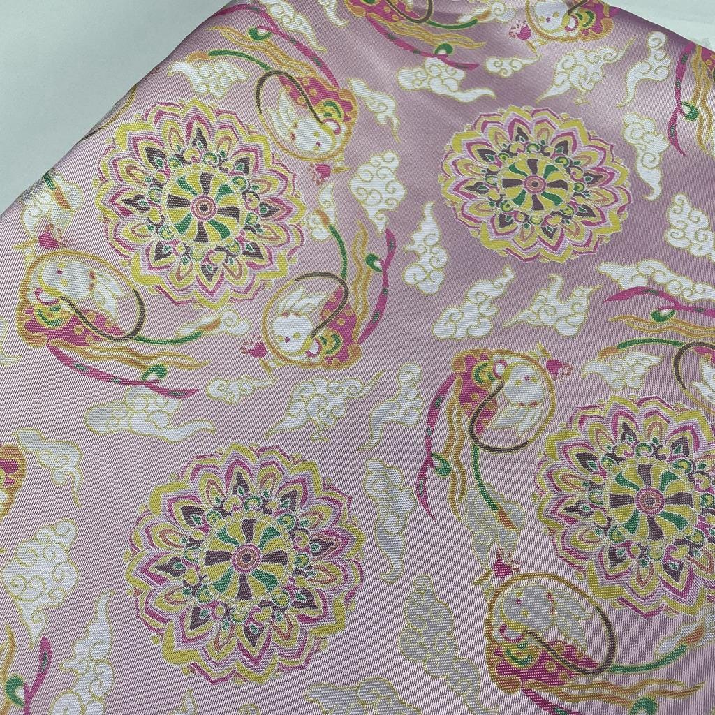 Tissu à motifs Bada tibétains : 55 pouces de large, polyester, pour la couture