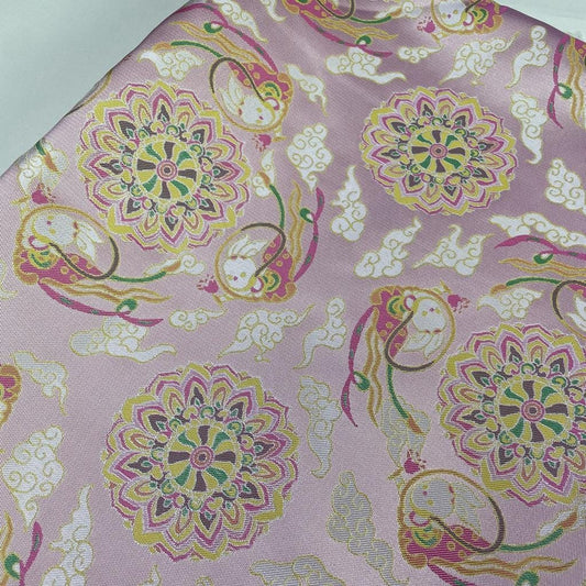 Tissu à motifs Bada tibétains : 55 pouces de large, polyester, pour la couture