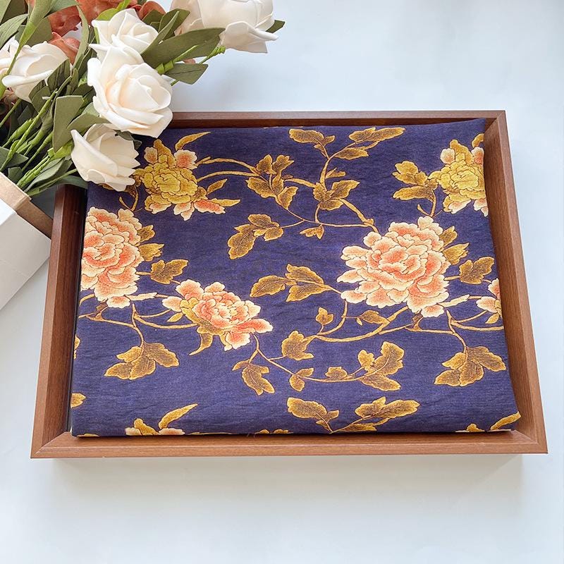 Tissu Tencel Ramie : imprimé pivoine métallisée, 150 cm de large, vendu au mètre