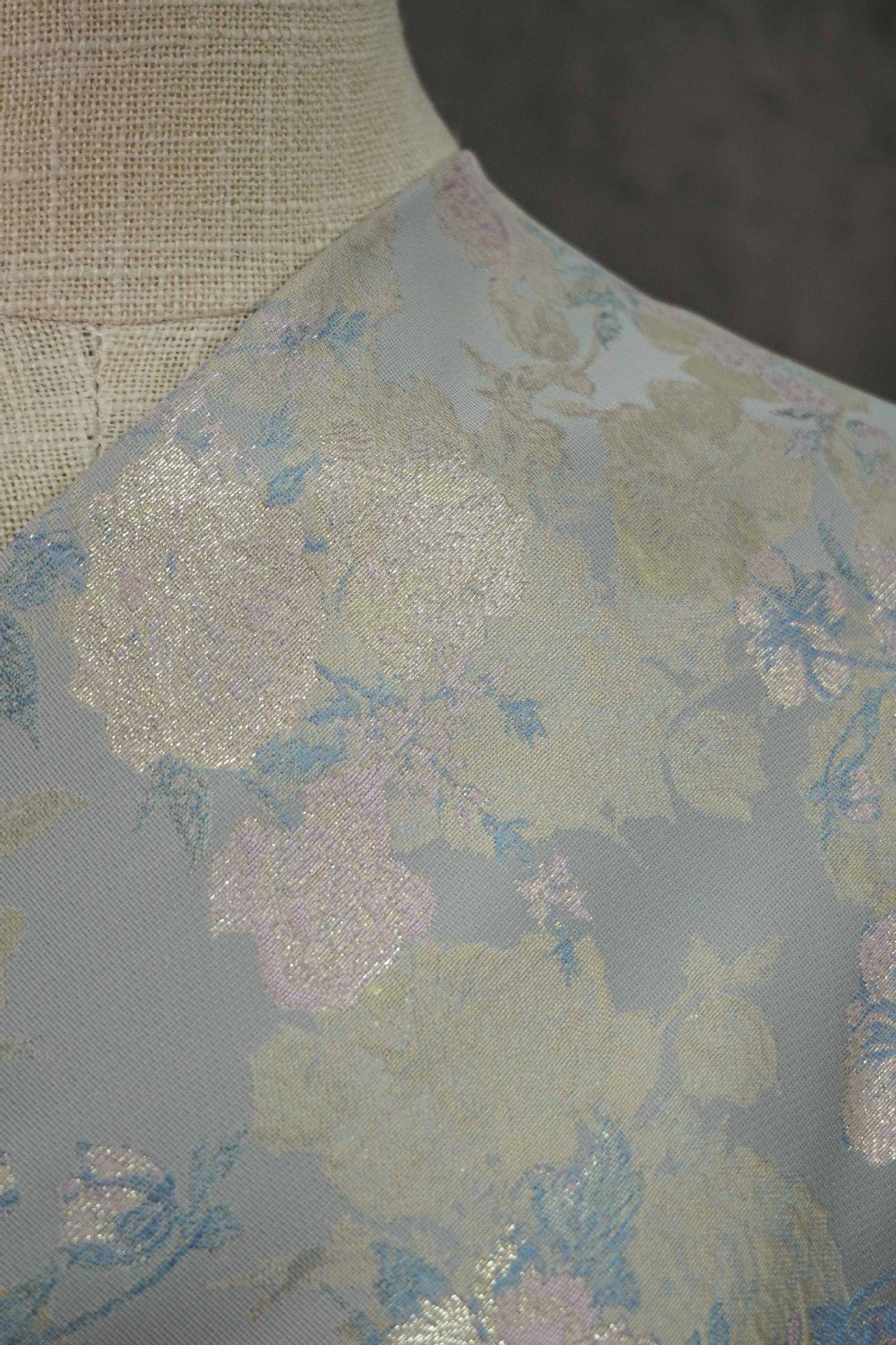 Gold Thread Floral Brocade Fabric: 63"W Chinese Jacquard Damask