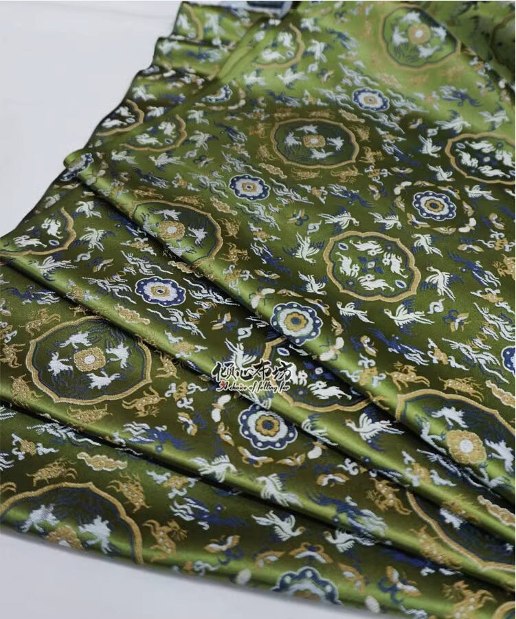 Tissu brocart de soie : 75 cm de large, style robe impériale