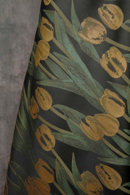 Jacquard Tulip Fabric: Retro Style Yarn-Dyed Upholstery (65"W)