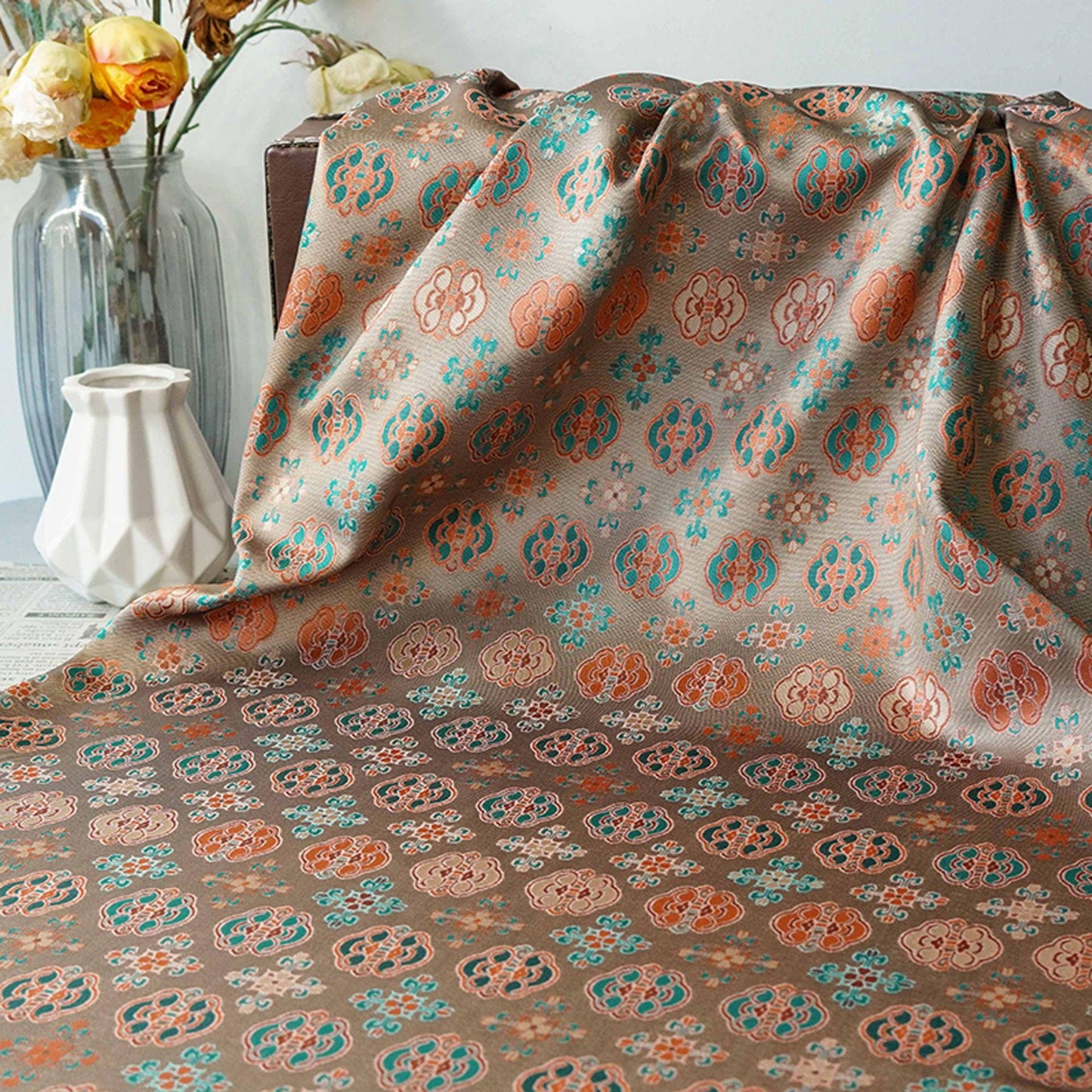 Sichuan Brocade Jacquard Fabric: Chinese Weaving for Cheongsam & Hanfu