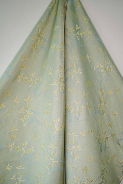 Floral Jacquard Woven Fabric: Reversible Embossed Upholstery, 59"W