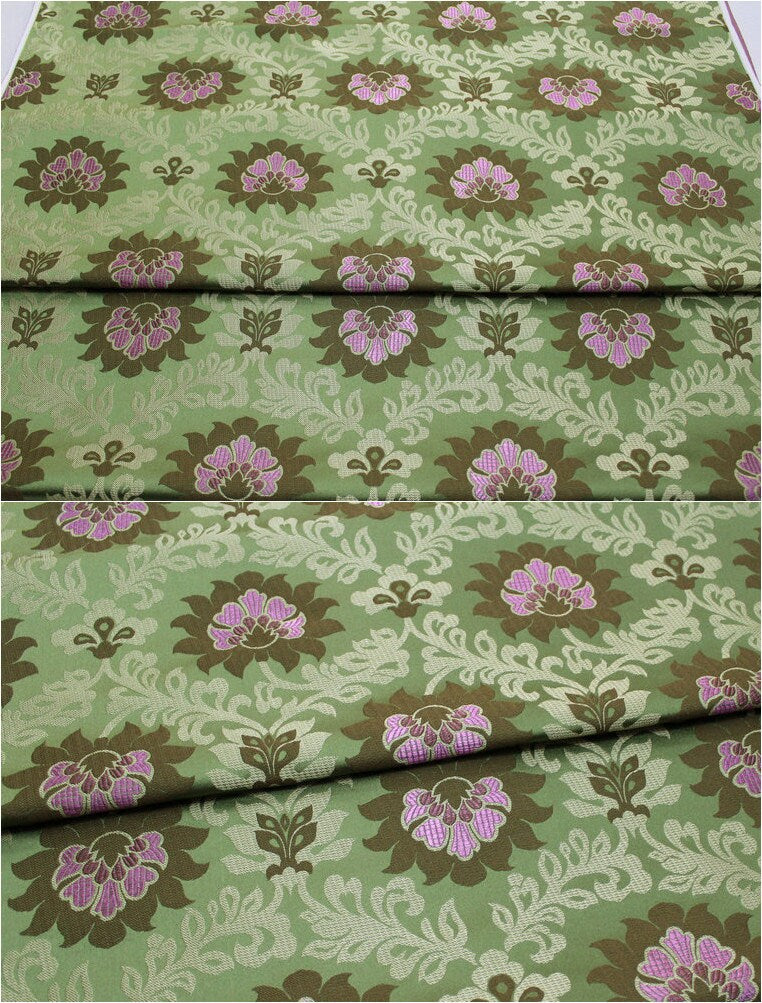 Tissu brocart Lotus Lurex : 75 cm de large, textile tibétain