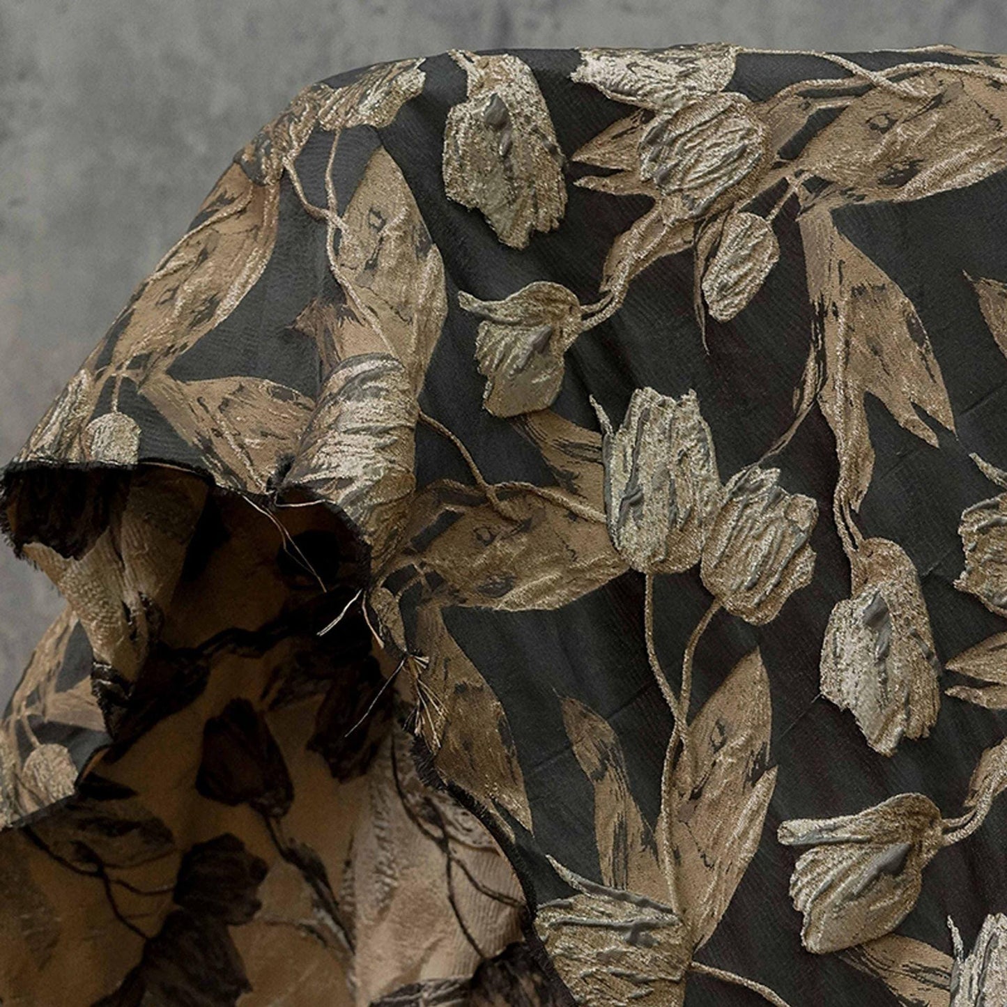 Tissu jacquard réversible, tissu tissé à motif tulipe dorée en relief, 160 cm de large