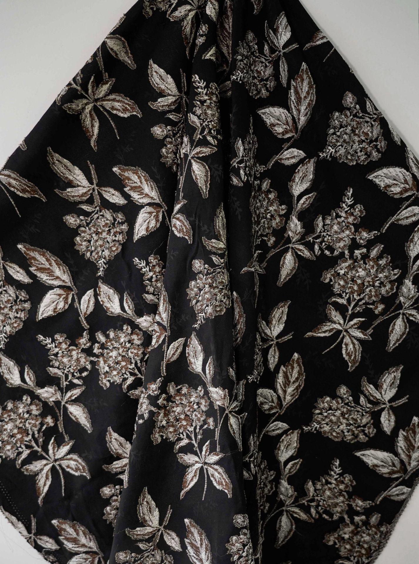 Retro Floral Jacquard Fabric: 50"W Polyester Drapery Material