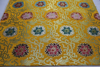 Tissu brocart jacquard à motifs floraux : style sino-mongol (vendu au mètre)