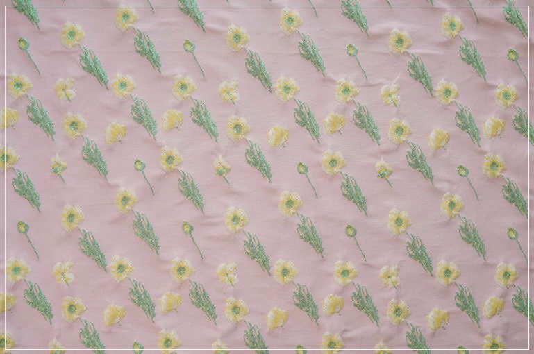 Pink Floral Jacquard Fabric: Reversible 3D Embossed Woven Material