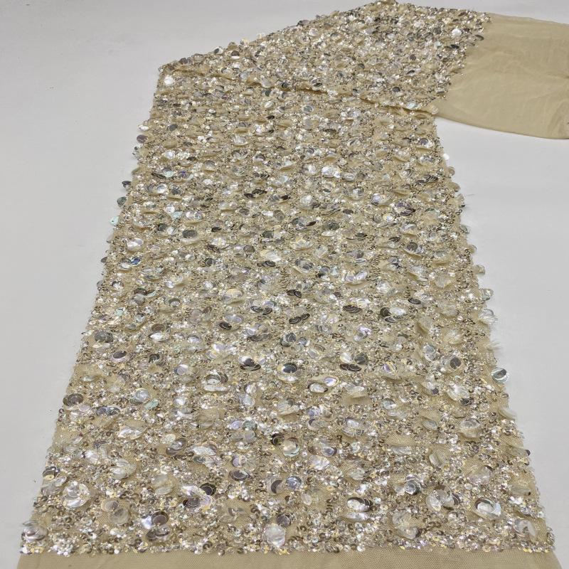 Tissu en maille brodée de sequins ���� Appliqué floral ��, Brida"W