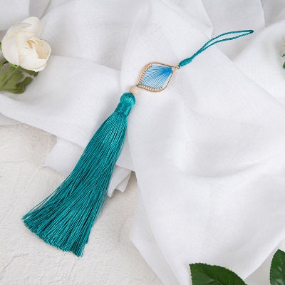 Rayon Tassel with Antique Style Charm: DIY Sewing & Decor