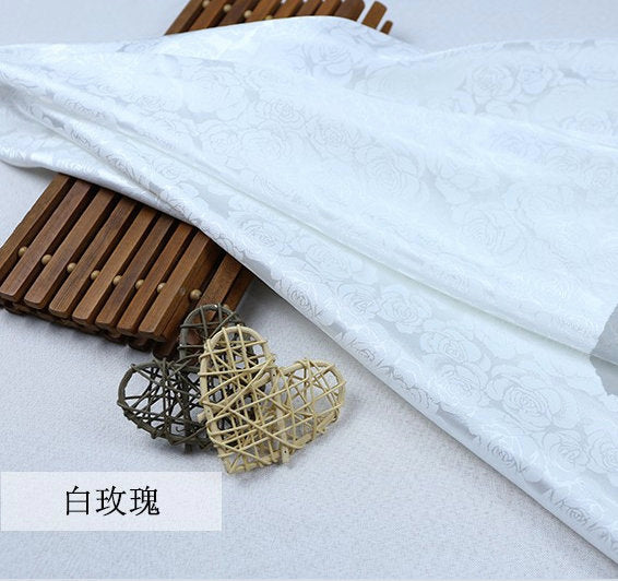Tissu satiné jacquard rose : matériau double face pour costumes de cosplay, 150 cm de large