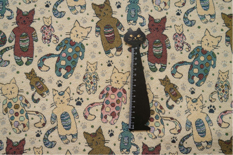 Cat Zoo Jacquard Fabric: Autumn Winter Upholstery, Sewing Material (59"W By 1 Meter)