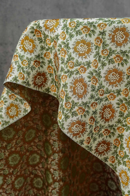 Pastoral Vintage Wreath Jacquard Fabric ��� Elegant Dress, Qipao, Suit, and Handbag Ma