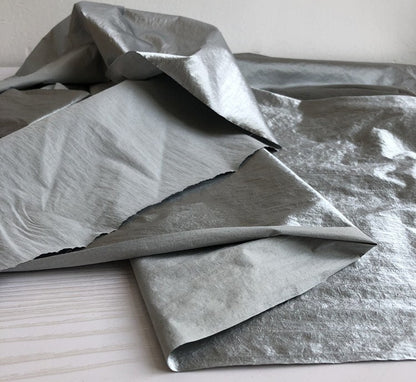 Metallic Silver Pleated Waterproof Fabric: Reversible Padded Jacket Material