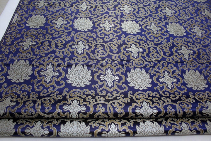 Chinese Medallion Brocade Fabric: 35" Wide, Silk Blend