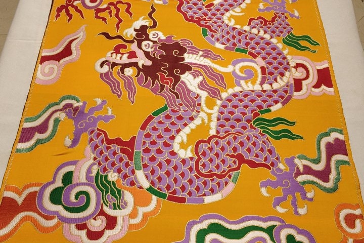 Tissu brocart de soie brodé à double dragon - Modèle de cheongsam de mariage
