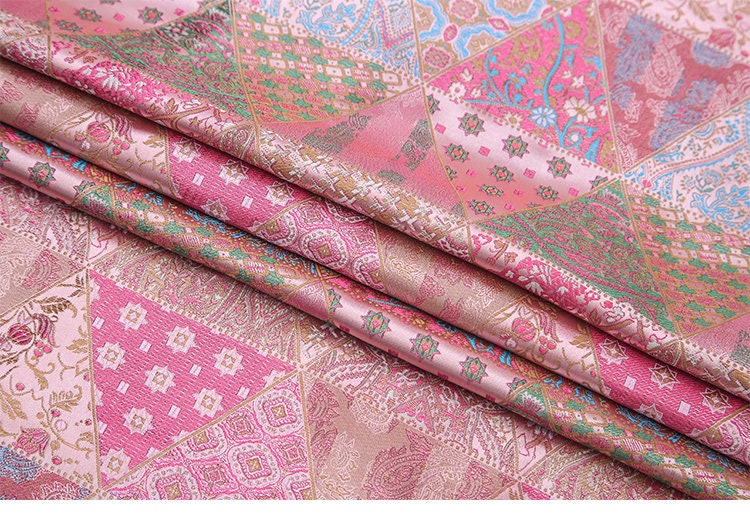 Tissu patchwork en brocart de soie : tissu jacquard damassé pour costumes