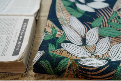 Tissu jacquard floral en polyester : revêtement d’ameublement à motif de feuilles tropicales, 150 cm de large