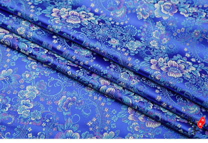 Tissu brocart jacquard damassé à motifs floraux : mélange de soie et de rayonne