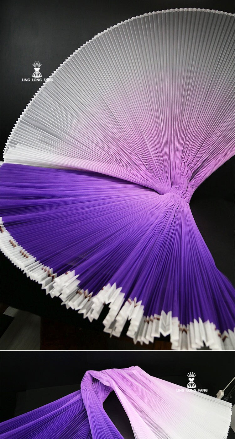Gradient Pleated Organza Fabric: Stiff Texture, 63" Wide