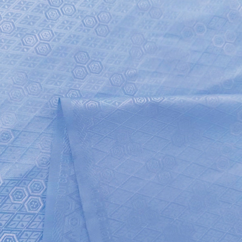 Tissu brocart de soie : style mongol-tibétain, 75 cm de large, en rayonne pour cheongsam.