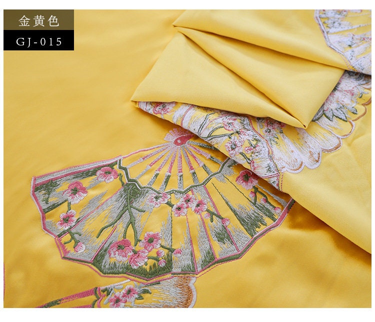 Embroidered Fan Brocade Fabric: Rayon Cushion Cover, Upholstery (40x70cm)