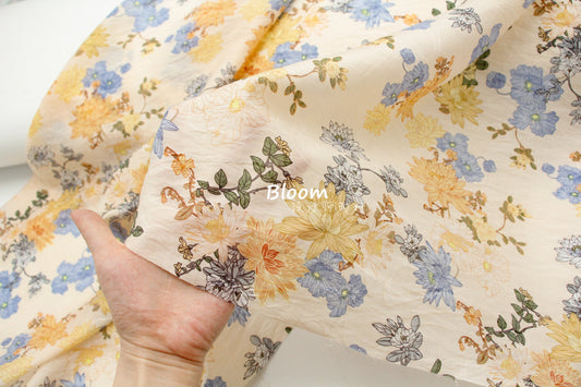 Tissu vintage fleuri chanvre Tencel lin : matière soyeuse et durable