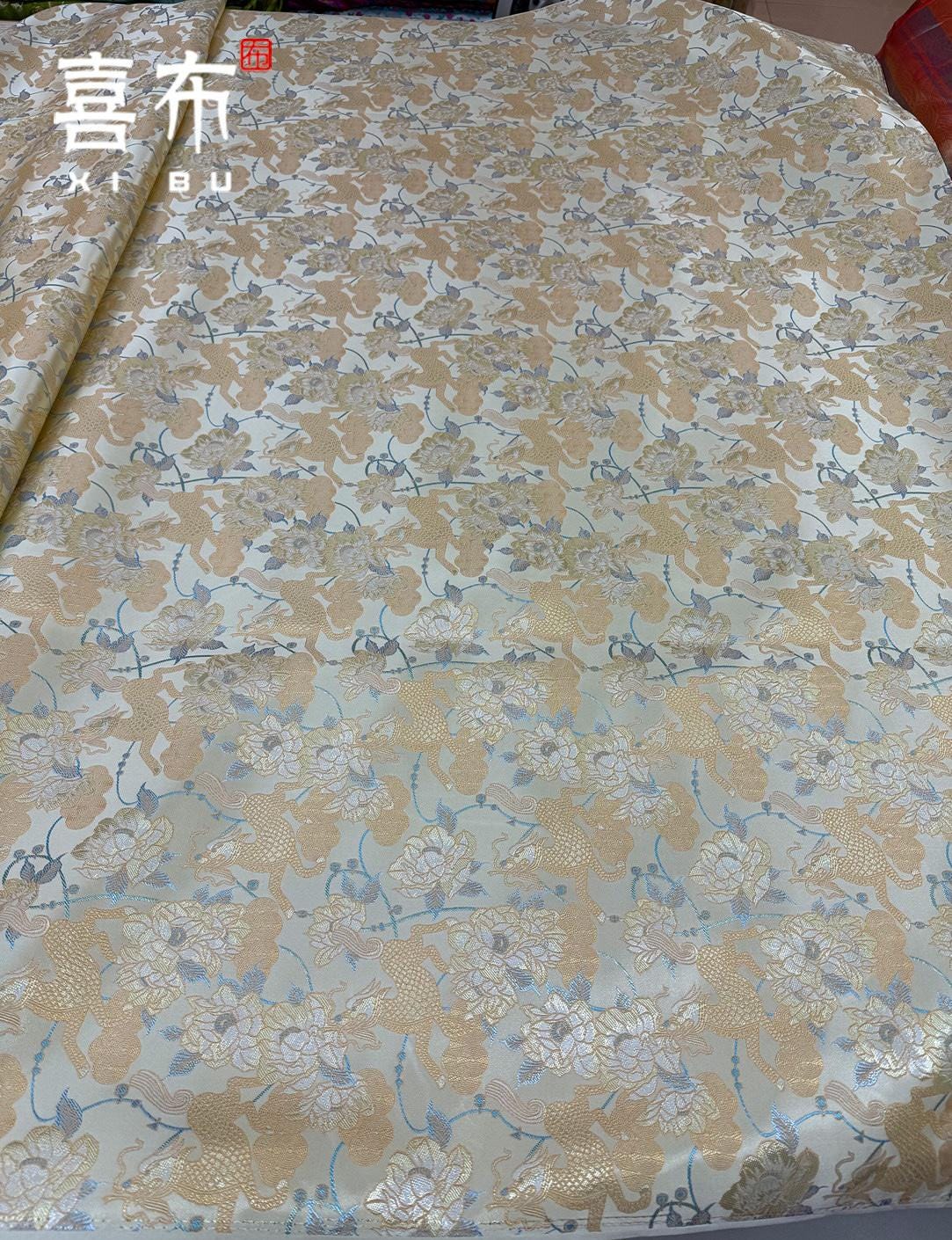 Tissu brocart pivoine Champagne Qilin ��� Song Jin Jacqua" Large