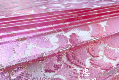 Tissu brocart rose Ginkgo Biloba : damas tissé réversible, 1 mètre