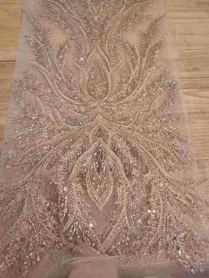 Tissu en dentelle à sequins et perles : voile de mariée, accessoire de robe