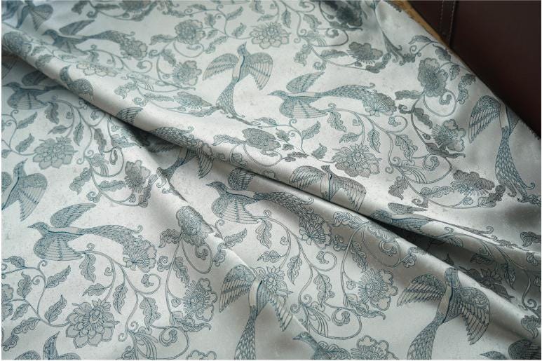 Phoenix Brocade Jacquard Fabric: Retro Palace Style Damask (by the meter)