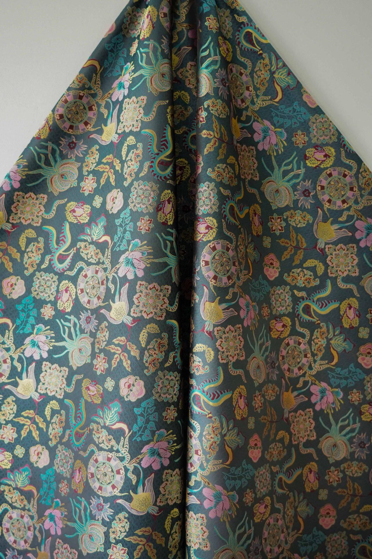 Jacquard Brocade Fabric: Chinese Ancient Pattern Polyester Blend (62")
