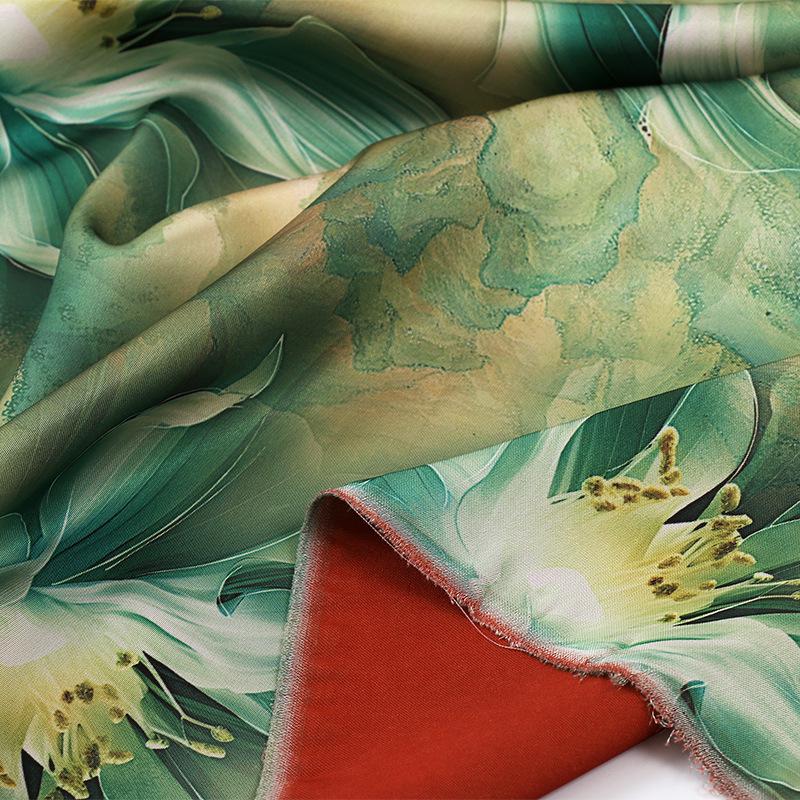 Tissu satiné Shu brocart à motif magnolia : jacquard de soie chinoise (largeur : 150 cm)