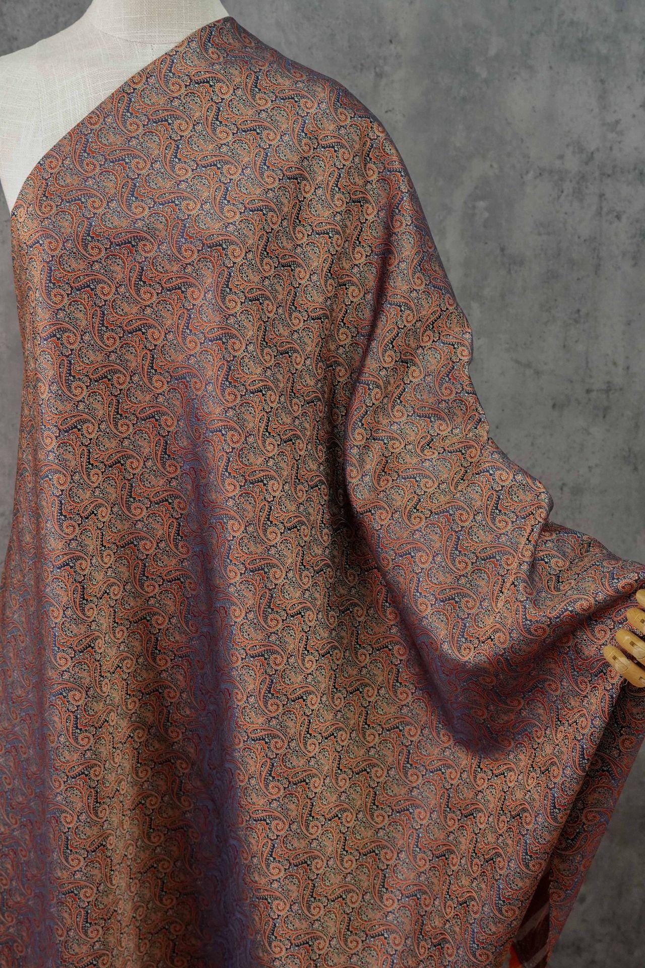 Tissu jacquard à motif cachemire ethnique pour chemises et robes vintage, largeur 65 pouces