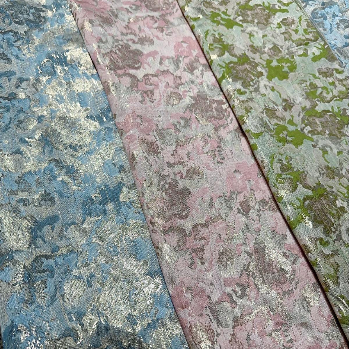 Gold Thread Jacquard Fabric ��� 3D Embossed Floral Texti" Wide